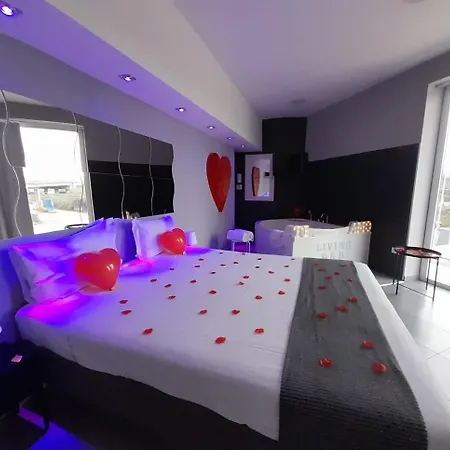 B And B Living-3